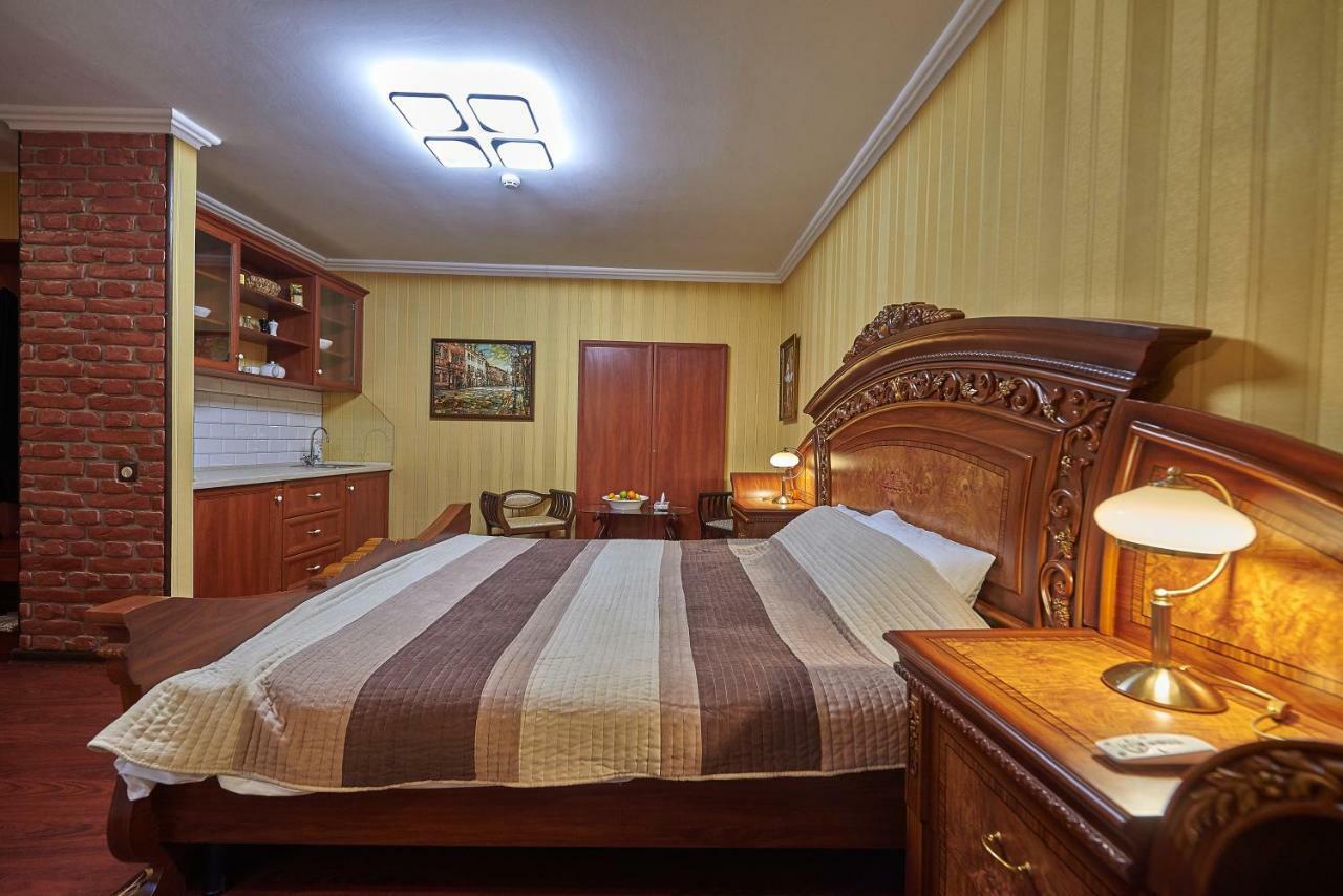 Aparthotel Quarter Lwów Zewnętrze zdjęcie