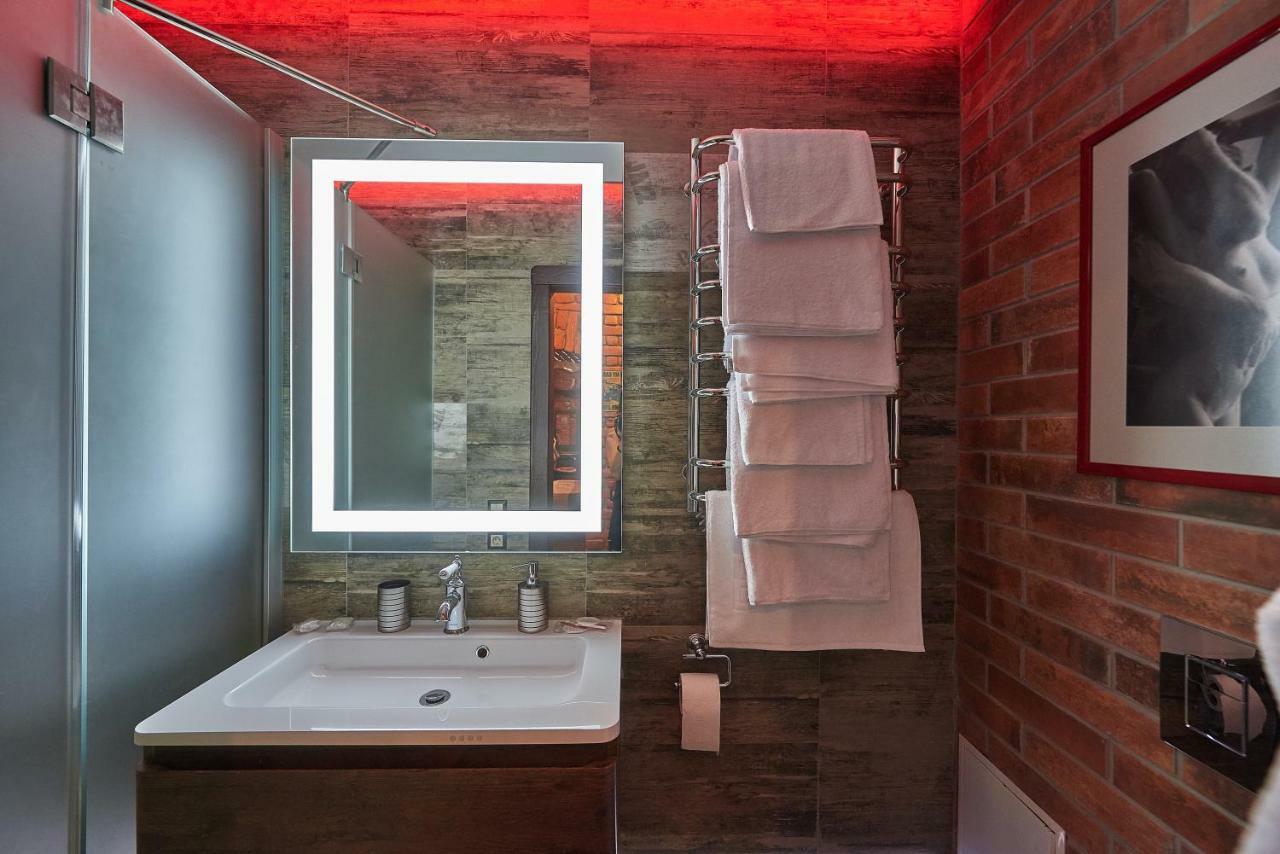 Aparthotel Quarter Lwów Zewnętrze zdjęcie